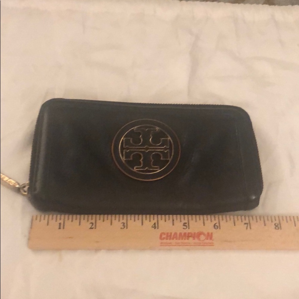 Tory Burch wallet